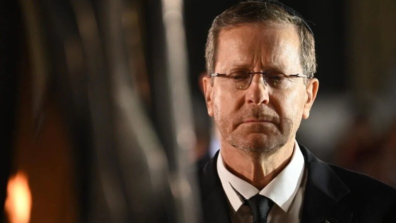 بعيدا عن مزاعم تغيير النظام.. هرتسوغ يكشف السبب الحقيقي لضرب إيران