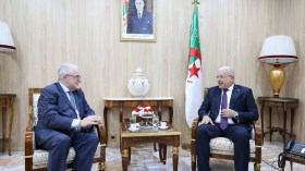 بوغالي يستقبل عميد مسجد باريس