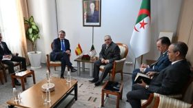 الجزائر وإسبانيا تبحثان تعزيز الشراكة الثنائية وتفعيل مخرجات زيارة مارس