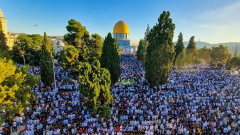 بعد 40 يوما من الإغلاق.. مشاهد مؤثرة في الأقصى لعودة المصلين