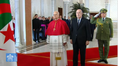 Arrivée à Alger du Pape Léon XIV