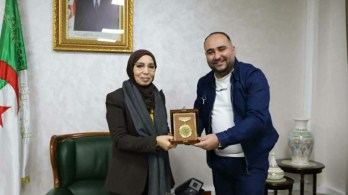 بعد قرار الحجب..  والي بومرداس تنقذ الأيام العربية لمسرح الشباب ” فتيحة بربار”