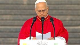بابا الفاتيكان: الجزائر بلد عريق تجاوز مآسيه بشرف وشجاعة