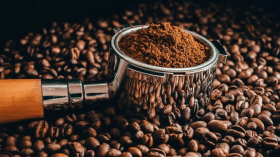 خطوة جديدة لتنظيم سوق المقاهي والحماصين في الجزائر