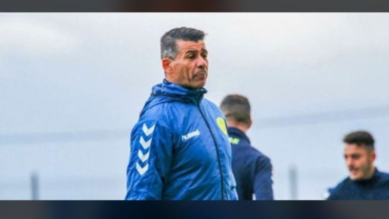 مدرب جزائري في البطولة المصرية