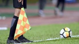 فضيحة أخلاقية تُطيح بِحكمٍ موندياليٍّ