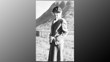 رحلة الليْدِي إفلين كوبولد في الأُلْفة والألاّف