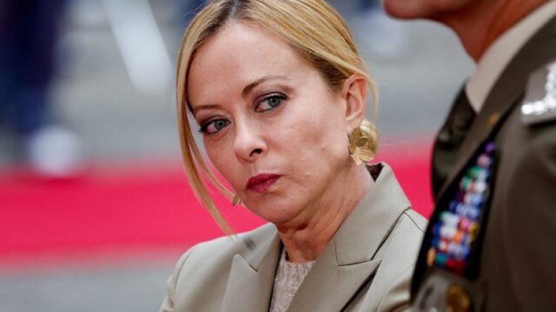 ميلوني تعلن تعليق اتفاقية التعاون العسكري مع الكيان الصهيوني