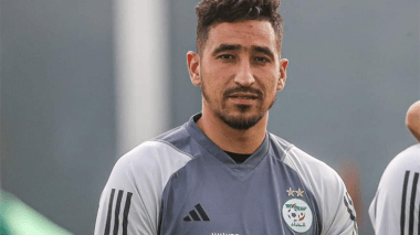 أطراف تسعى لإقناع بن بوط بالعدول عن قرار الاعتزال والعودة إلى “الخضر”