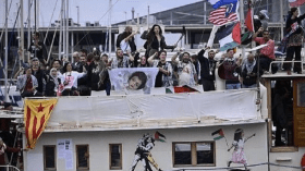 أسطول الحرية 2 ينطلق من برشلونة لفك الحصار عن غزة