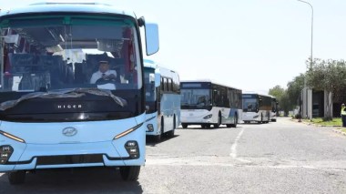 MDN: Première opération de livraison des bus de transport de voyageurs importés