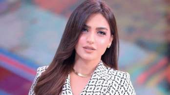 سر نضارة بشرة ياسمين عز يفجر الجدل.. وهذا ما قالته أمام الجميع (فيديو)