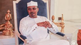 الرئيس التشادي ينهي زيارته الرسمية إلى الجزائر