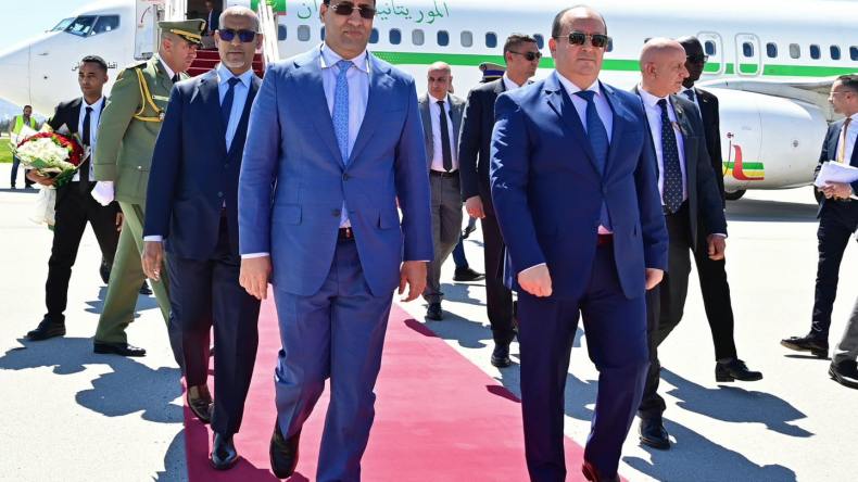 الوزير الأول الموريتاني يحل بالجزائر