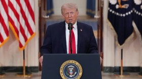 ترامب يهدد إيران باستهداف الجسور ومحطات الكهرباء