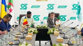 رجال أعمال تشاديون مهتمون باقتناء الأدوية الجزائرية