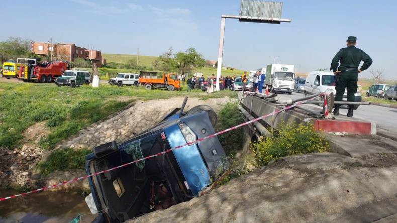 انقلاب حافلة نقل بسطيف يُسفر عن إصابة 37 شخصا