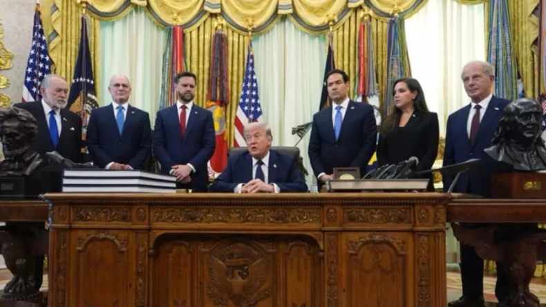 ترامب: عون قد يلتقي نتنياهو قريبًا.. وبيروت تُعلّق