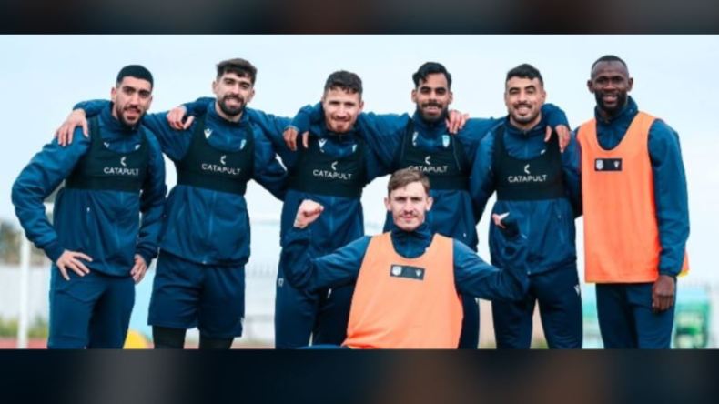 أولمبيك أقبو يصعد إلى الرتبة الثانية