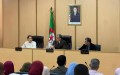 رزيق يشيد بجهود مستخدمي القطاع ويدعو إلى تعزيز العمل الجماعي
