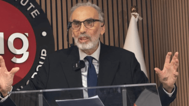 Le vibrant plaidoyer de Mustapha Cherif pour un « juste milieu numérique »