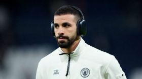 آيت نوري يُحرز كأس إنجلترا “غيابيا”