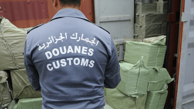 بالفيديو.. حجز 22485 قرص مهلوس بولاية تيارت وتوقيف شخصين