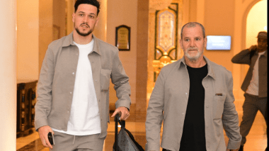 بالصور.. اتحاد العاصمة يصل إلى القاهرة تحسبا للمباراة الحاسمة أمام الزمالك