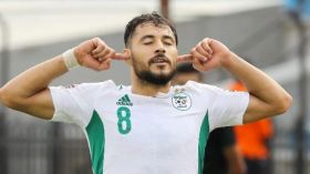بلايلي يعود لـ “وخز” خصومه