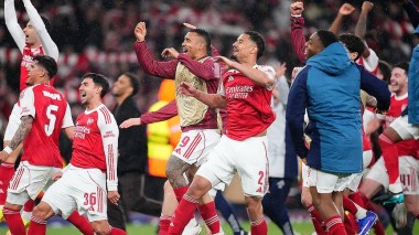 Football: Arsenal sacré champion d’Angleterre pour la première fois depuis 2004