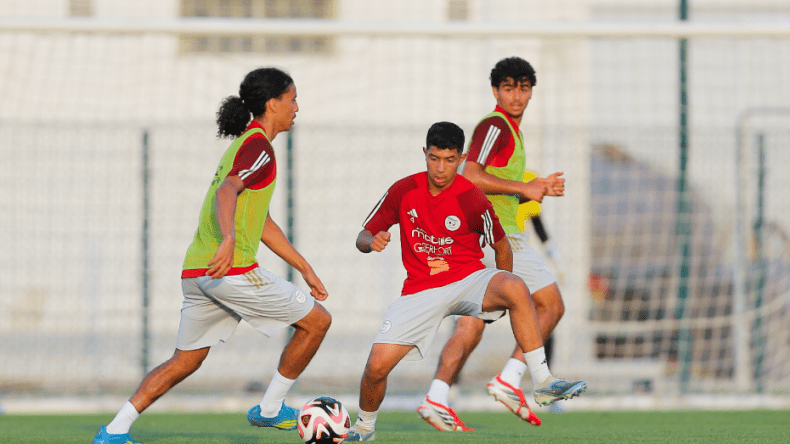 بالصور.. أشبال “الخضر” يواصلون تحضيراتهم لكأس أمم إفريقيا