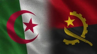 أنغولا تسعى للاستفادة من تجربة الجزائر في المناجم