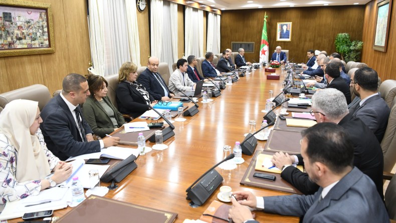 بوغالي يترأس اجتماعا حول ميزانية 2026