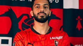 الدولي الأردني التعمري يفتح النار على المدرب نور الدين زكري