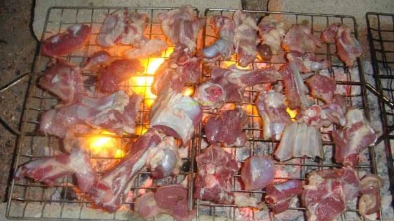 الإفراط في تناول لحم العيد مرفقا بمشروبات غازية… خطر