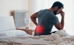 تعرّف على 5 علاجات منزلية لألم عرق النسا
