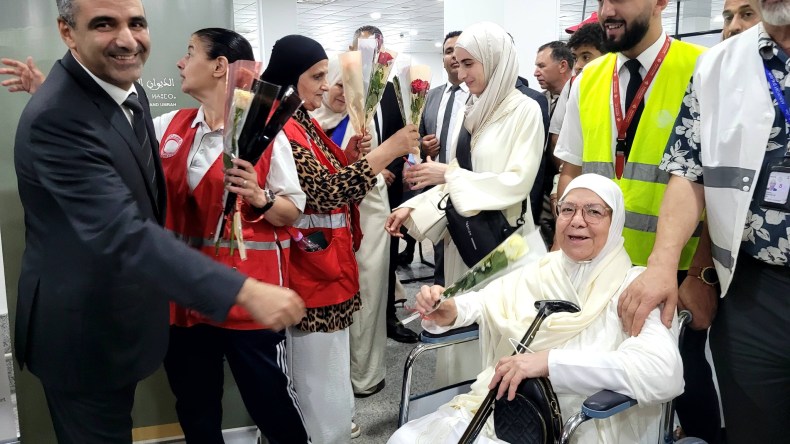 وصول أول وفد من الحجاج الجزائريين العائدين من البقاع المقدسة