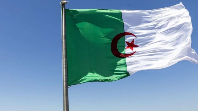 تتويج الجزائر… مكافأة إفريقيّة على دورها الرياديّ