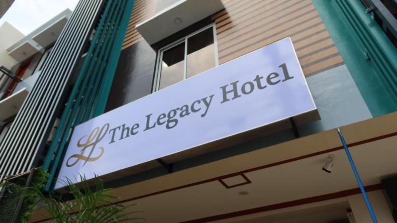 Immediate closure and withdrawal of the exploitation license from “The Legacy” Hotel in Hydra