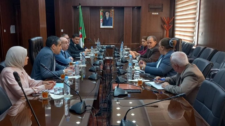 رزيق وقويدري يترأسان اجتماعاً تنسيقياً لدعم الإنتاج الوطني