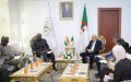 الجزائر والنيجر تبحثان تطوير الشراكة في الصناعة الصيدلانية وتعزيز الأمن الصحي