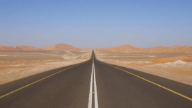 مؤسسات جزائرية لإنجاز الطريق العابر للصحراء في تشاد