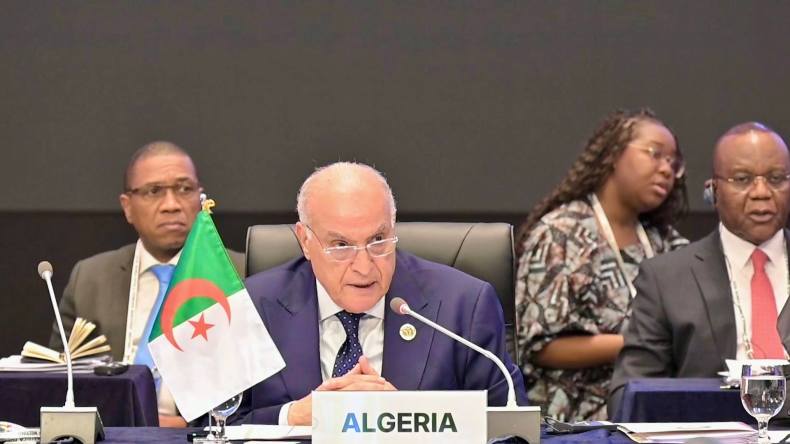 “تمكين إفريقيا تكنولوجيا ومشروع قاري بالجزائر”.. أبرز ما قاله عطاف من سيول