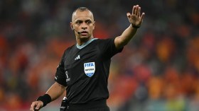 كأس العالم 2026: طاقم تحكيم برازيلي يفتتح قمة المكسيك وجنوب إفريقيا بملعب أزتيكا
