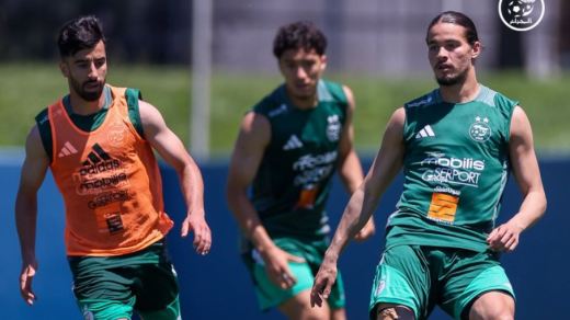 التعادل أمام بطل العالم ممر الجزائر الآمن إلى الدور الثاني