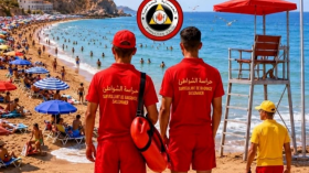 موسم الاصطياف.. تسخير 10 آلاف عون بينهم أطباء وغطاسون لتأمين الشواطئ