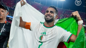 بالفيديو.. هكذا حفز محرز زملاءه قبل انطلاق مواجهة النمسا