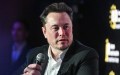 Elon Musk devient le premier trillionnaire de l’histoire sur le papier