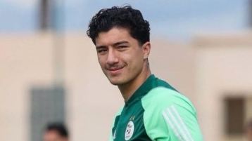 لاعبٌ جزائري آخر يدخل التاريخ