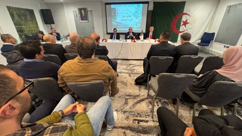 شايب يؤكد حرص الجزائر على تثمين مساهمة الجالية في مسار التنمية